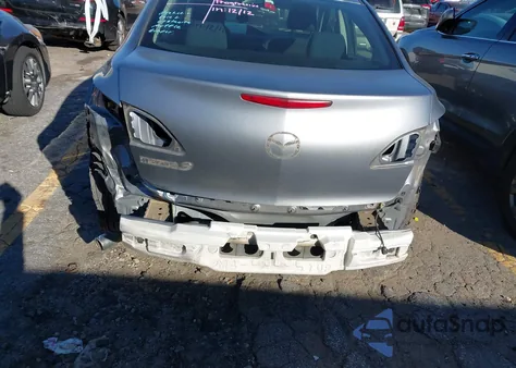 2011 Mazda Mazda3 I Touring z USA, uszkodzony, nr VIN JM1BL1VFXB1902364